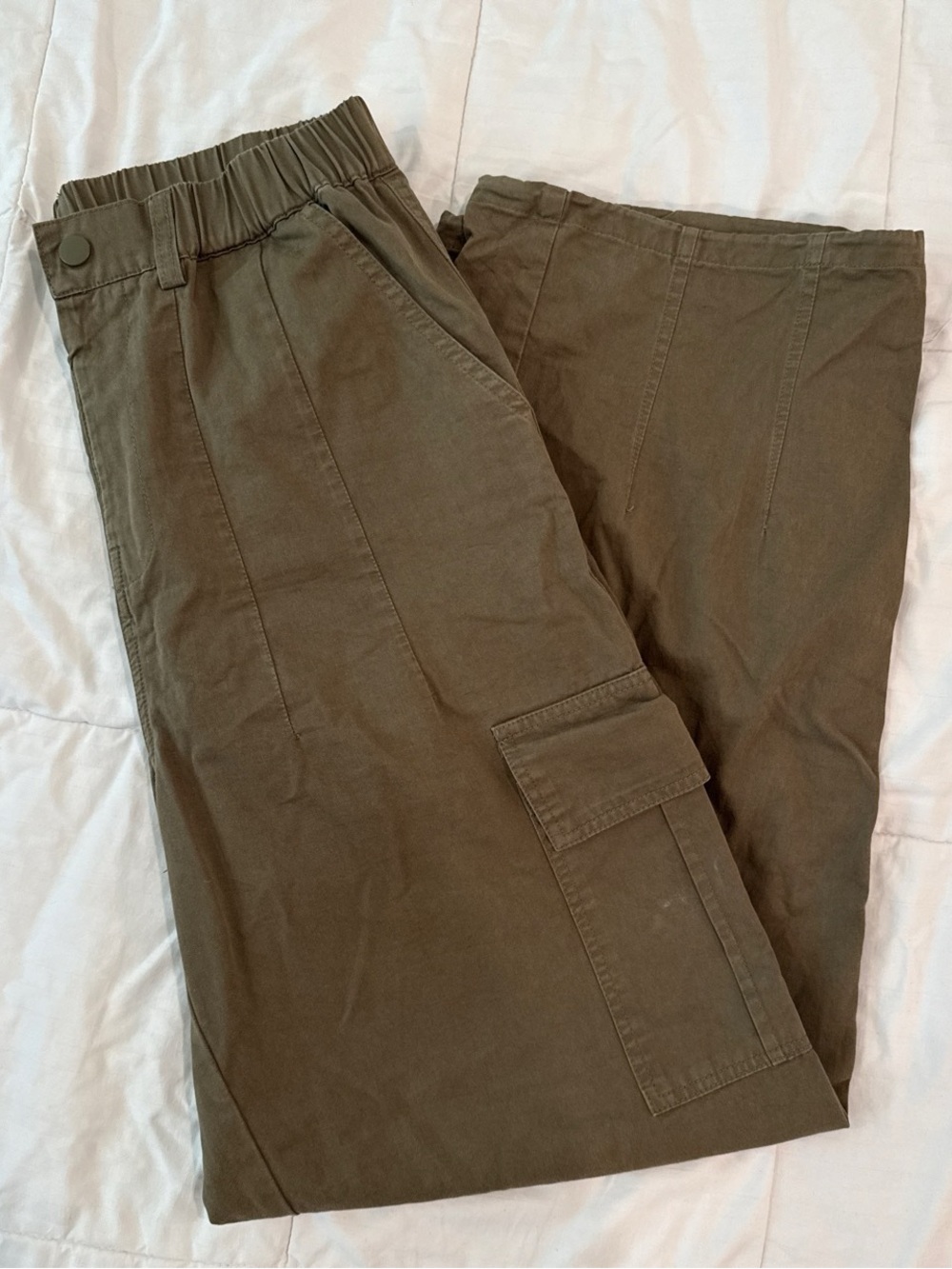 Women’s Olive Wide Leg Cargo Pants - Elastic Waist